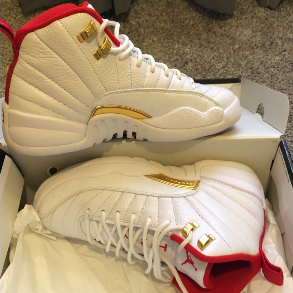Jordan 12’s comes with original box worn 3-4 times